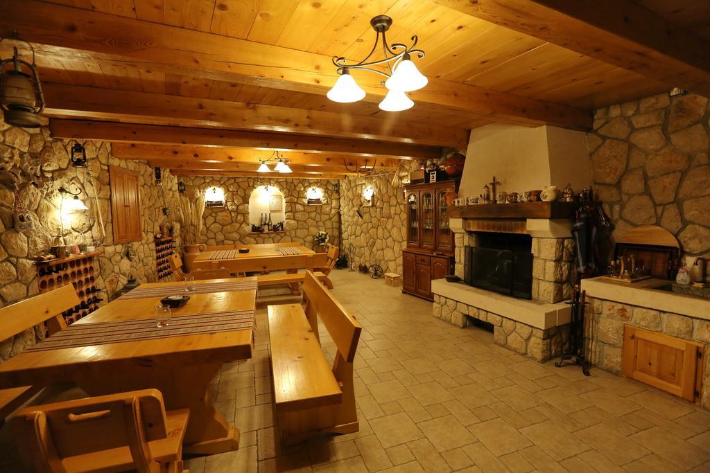 Apartments Villa Residenca Novi Vinodolski Room photo